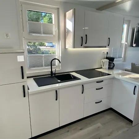 Floating House Arena 3 Apartment *