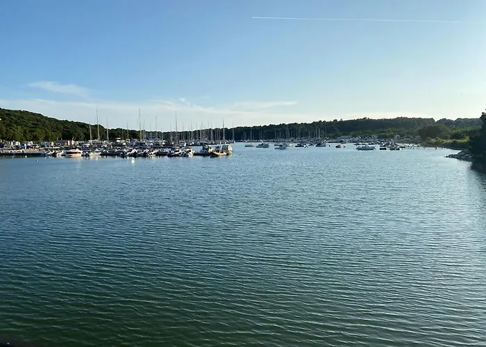 Floating House Arena 3 Lejlighed Pula